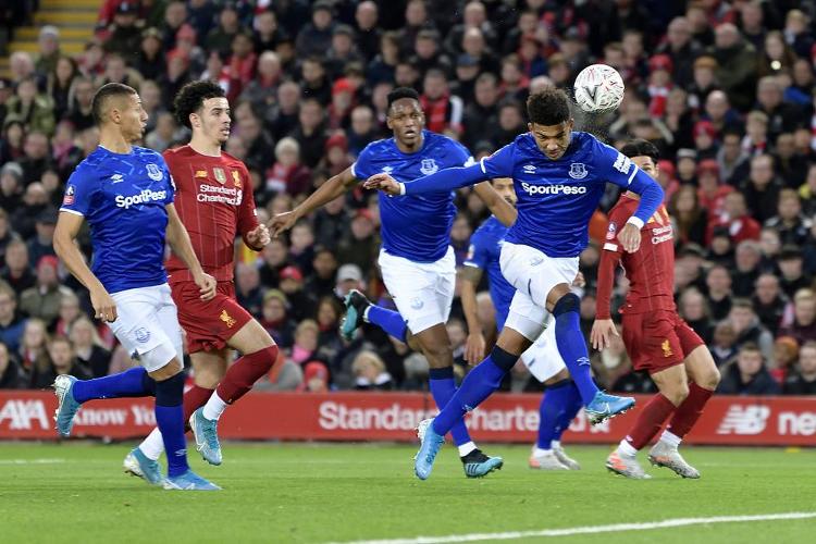 米兰名宿博列洛涛本赛季的米兰：目前球队成绩很好，但阿莱格里缺个我这样的中锋