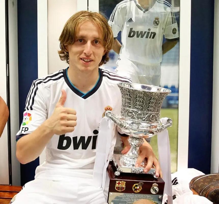 FPX赛后群访 sheer：对明天比赛的期待看枪哥能拿出来什么新英雄