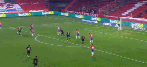 暮色降临，狩猎开始！《和平精英》首款多捏脸神装暮色玫影上线