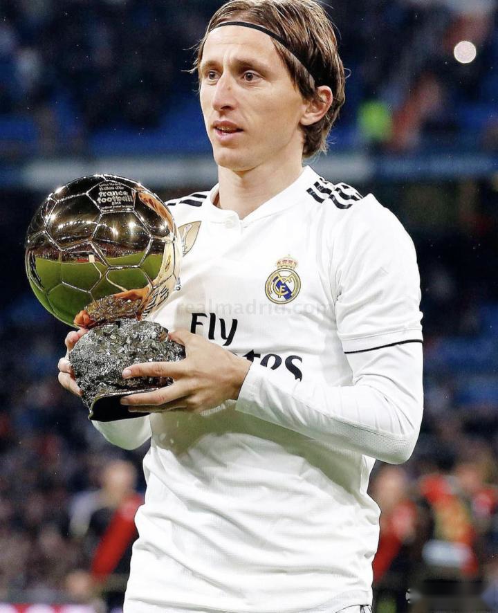 科尔提前认输！库里三分命中率低迷勇士难逃附加赛泥潭